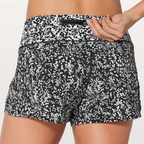 Lululemon Run Times Short II*4" Chirasu Black / Chirakasu Alpine White - Picture 7 of 7